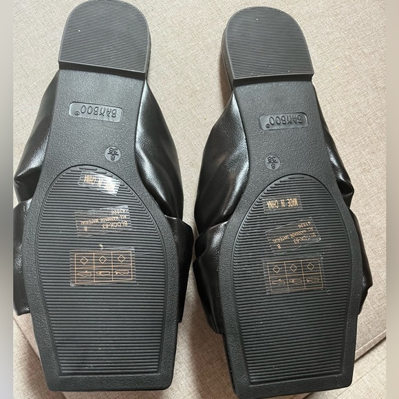 Vegan Leather Square Toe Knotted Sandals - Picture 3 of 3